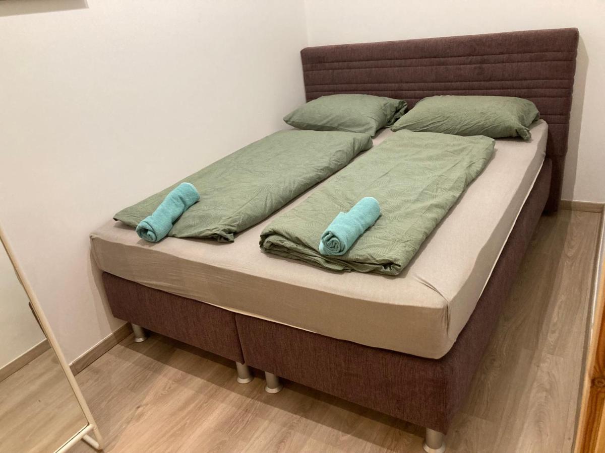 Roland Apartment Downtown - Korut Budapest Esterno foto