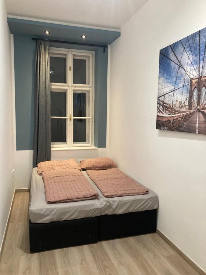 Roland Apartment Downtown - Korut Budapest Esterno foto