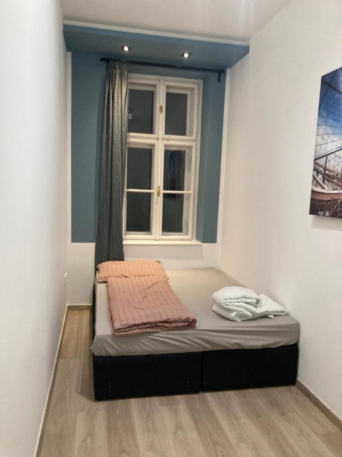 Roland Apartment Downtown - Korut Budapest Esterno foto
